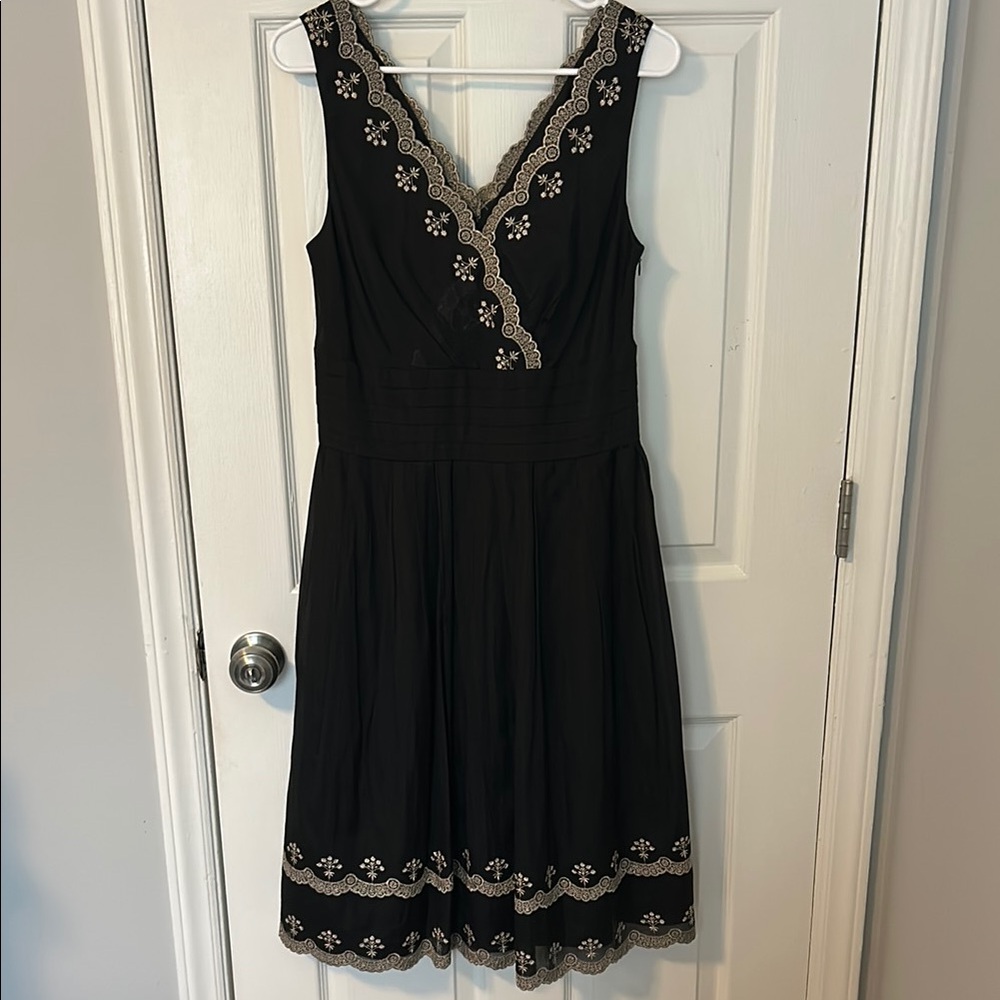 Women’s Ann Taylor Black Formal Dress with Gold Embroidery (size 8)